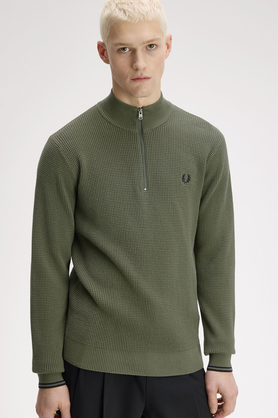 FRED PERRY 「FRED PERRY／Waffle Stitch Half Zip Jumper／ワッフルステッチハーフジップニット」|ニット・セーター|