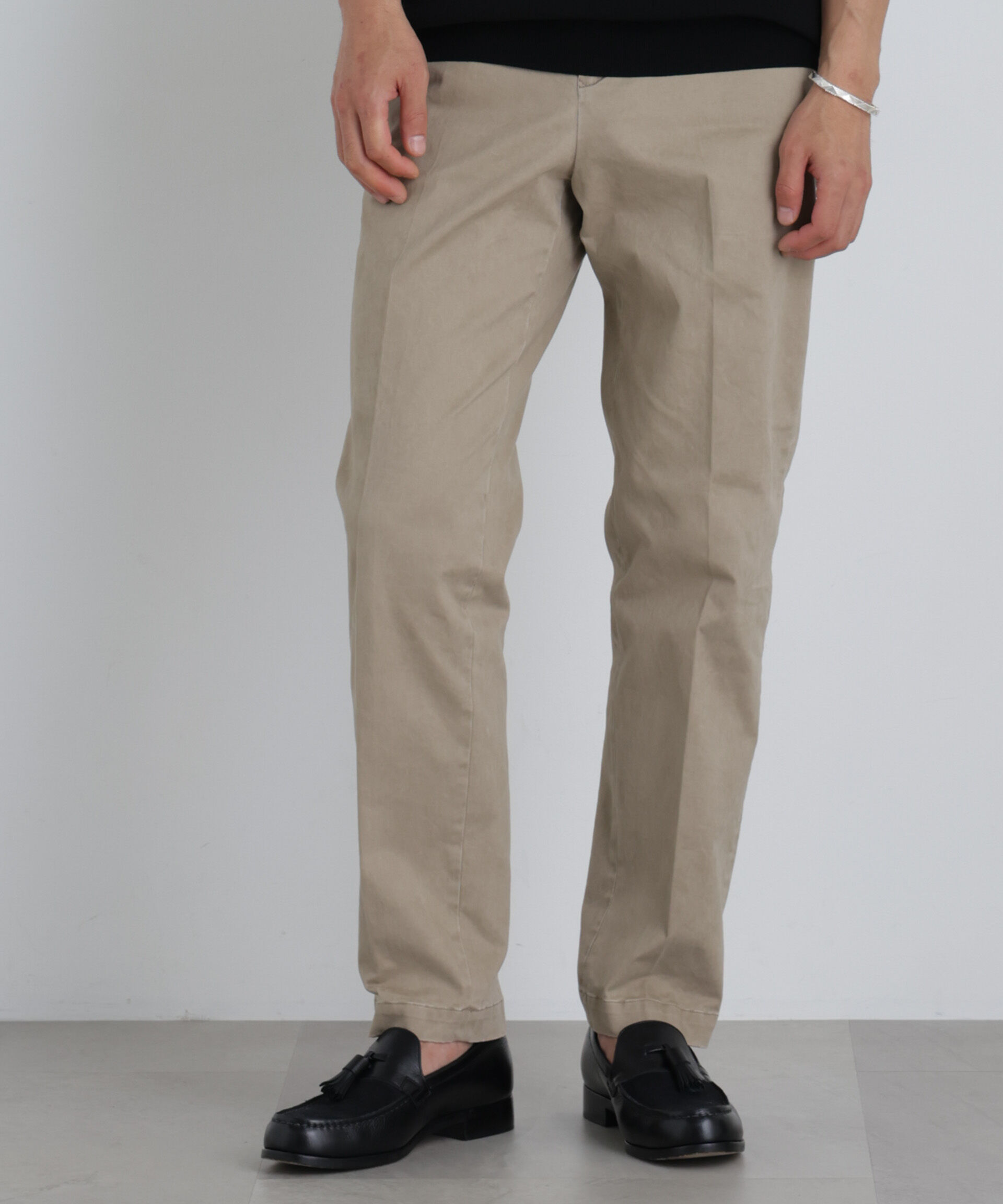 NANO universe「NewOnTrousers フェードサテンSlim テーパー」|チノ|