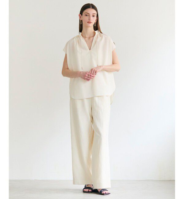 BEIGE,「【マルチファンクション素材】BATEAU / Vネック ギャザーブラウス」|シャツ・ブラウス|