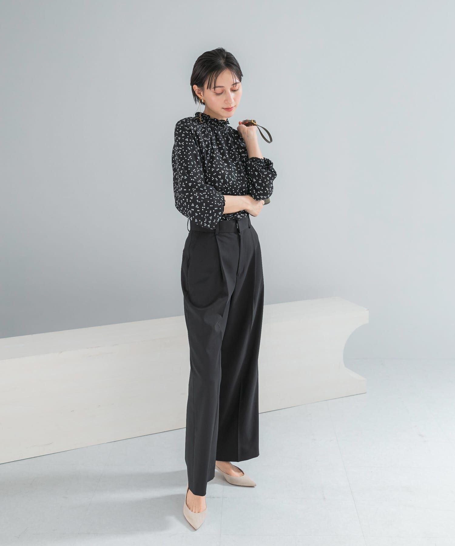 URBAN RESEARCH ROSSO「『WEB/一部店舗限定』ウォッシャブルランダムドットブラウス」|シャツ・ブラウス|