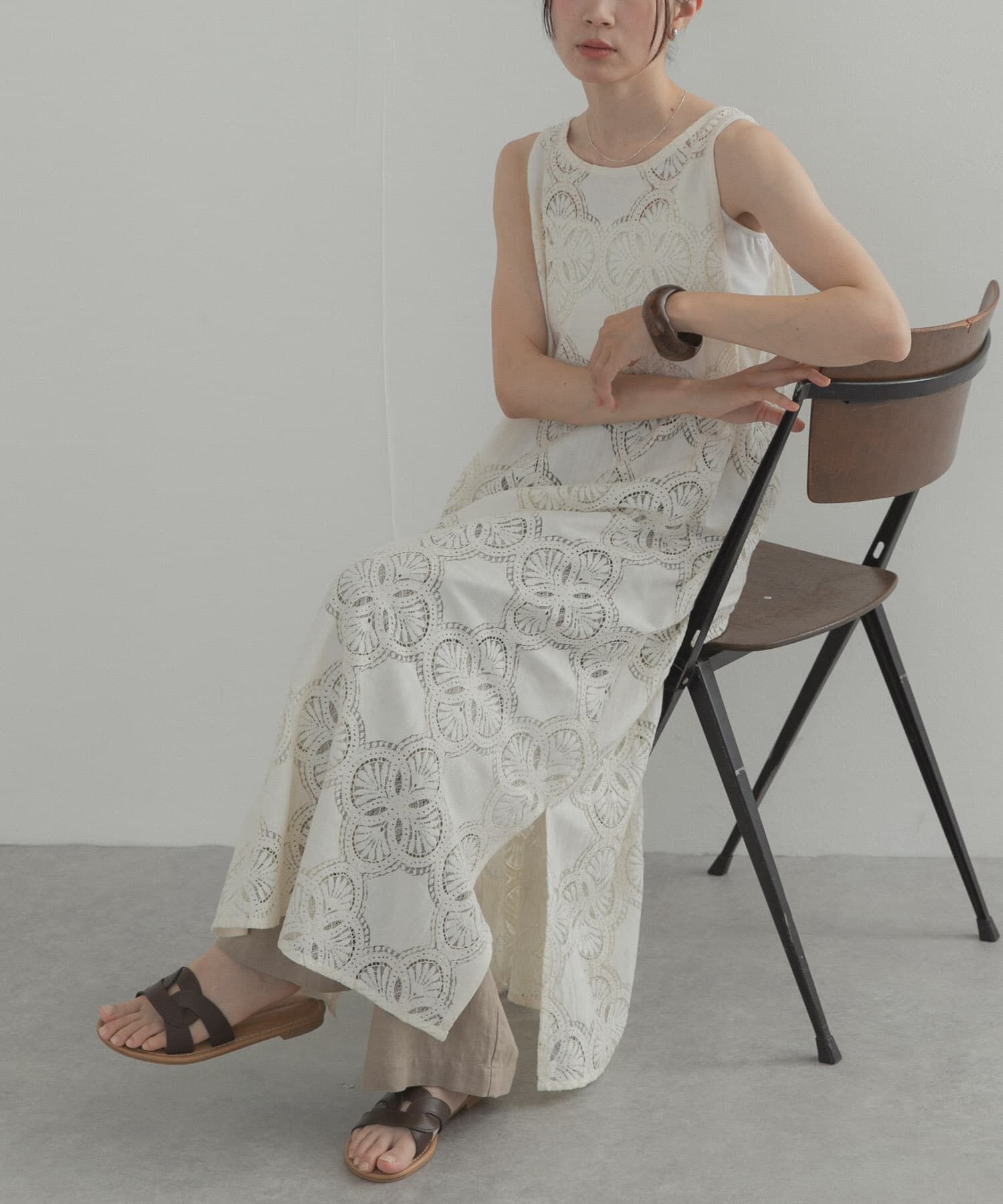URBAN RESEARCH DOORS「サークルレース2WAYワンピース」|ワンピース|
