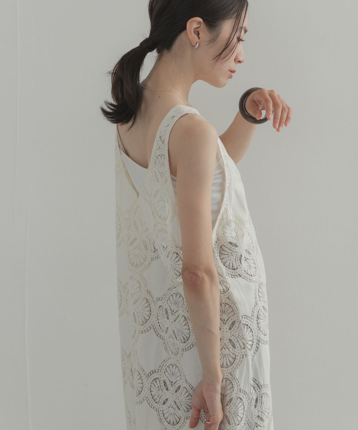 URBAN RESEARCH DOORS「サークルレース2WAYワンピース」|ワンピース|