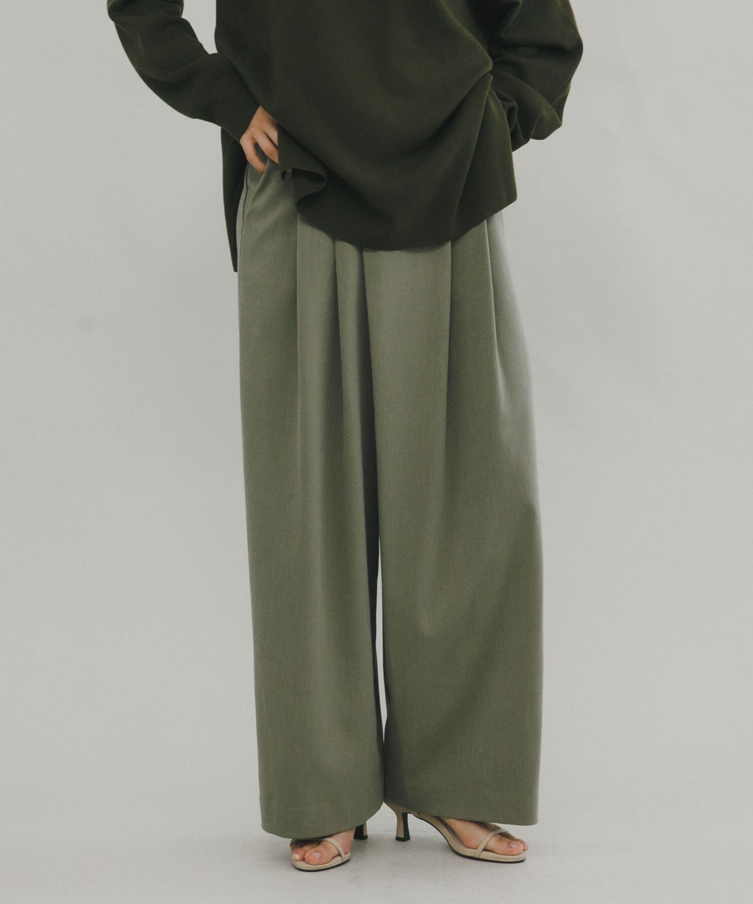 LAATO「wrap wide tack pants」|その他|ライトカーキ