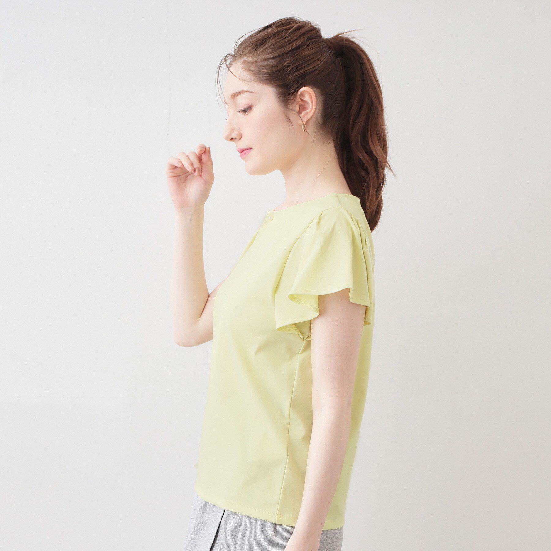 index「【接触冷感】フリルフレンチスリーブトップス《UVケア／洗濯機OK》」|Tシャツ・カットソー|