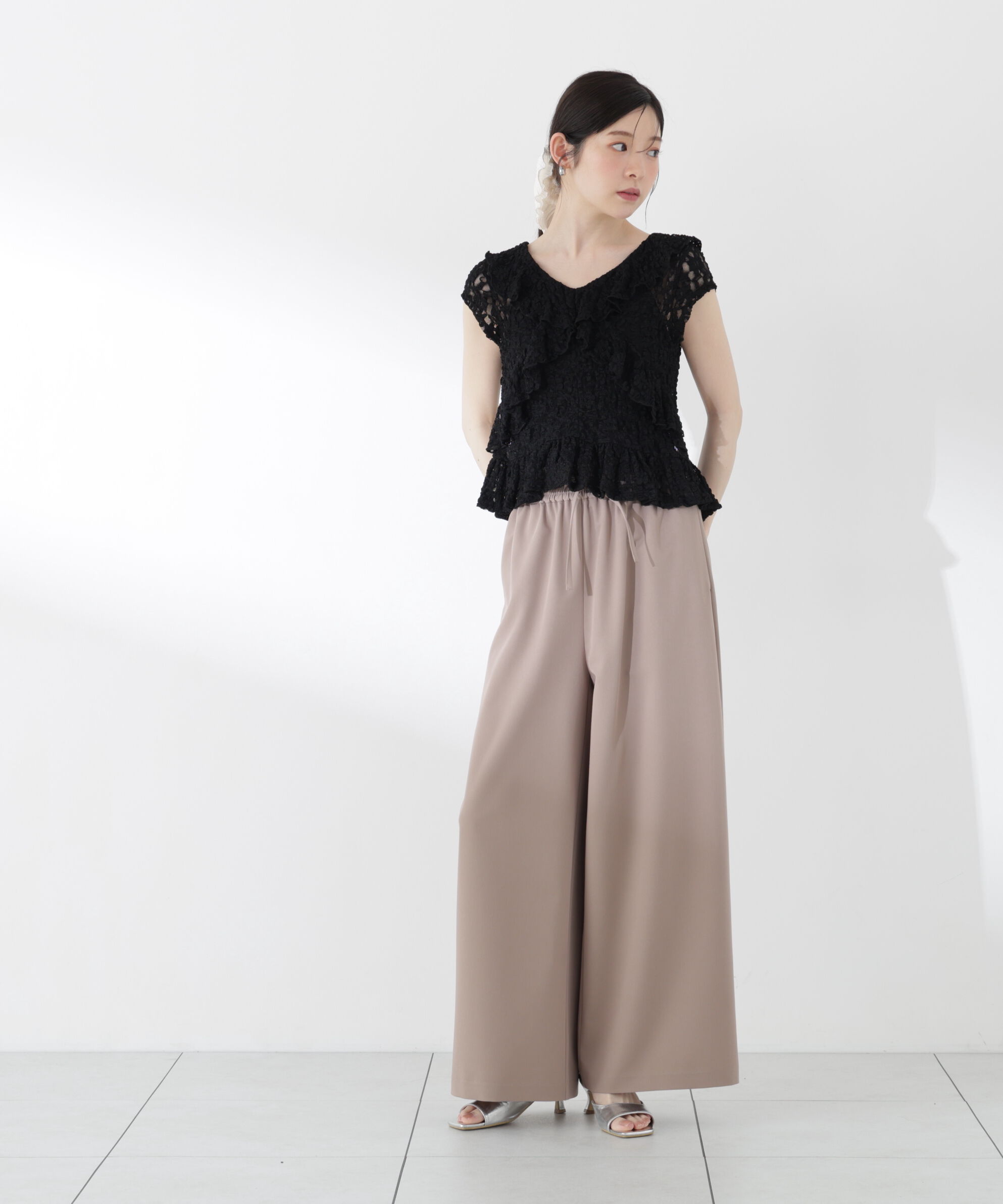 PROPORTION BODY DRESSING「ラッフルカットレーストップス」|Tシャツ・カットソー|