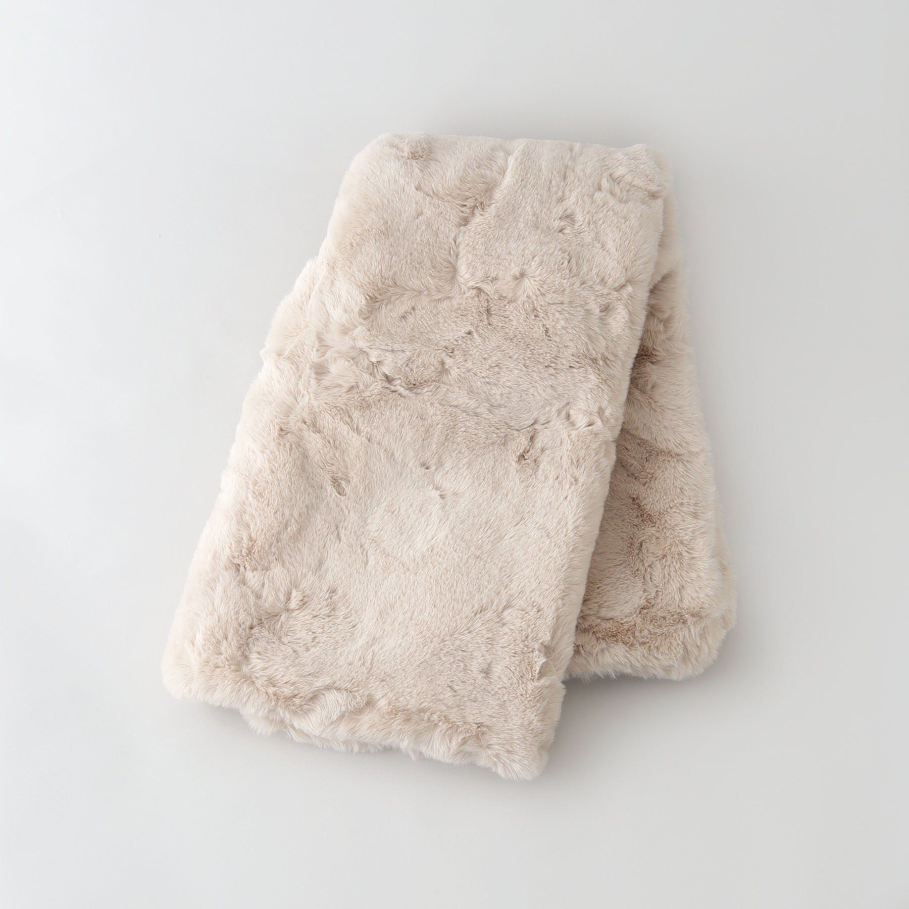 212 KITCHEN STORE「TAUKO (タウコ) リッチェフェイクファーブランケット 70&times;100 IV」|バンダナ・スカーフ|