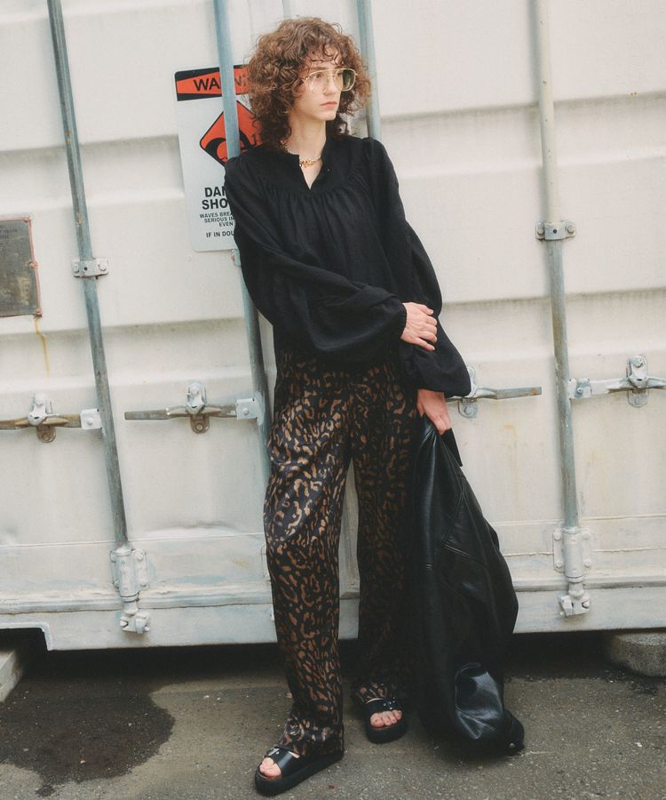 GARAGE OF GOOD CLOTHING「サテンレオパードワイドパンツ」|その他|